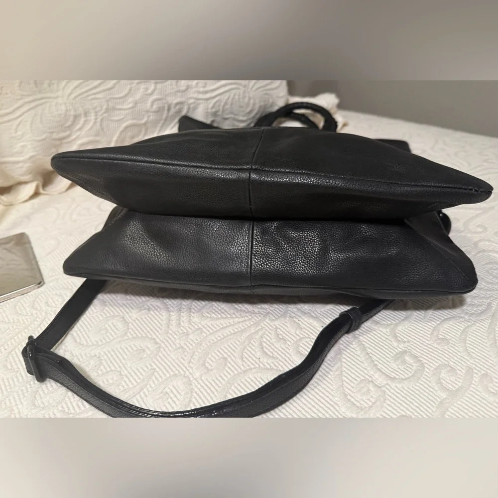 Gently Used Elliot Lucca Black Leather Women's Bag